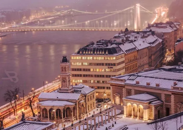 Binder-home Stylish Budapest/parliament