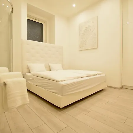 Binder-home Stylish Budapest/parliament Budapest