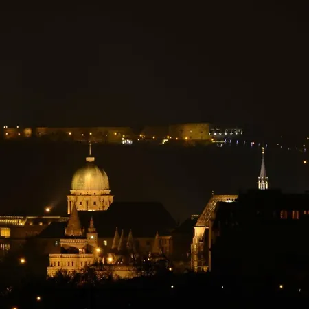 Binder-home Stylish Budapest/parliament * Budapest