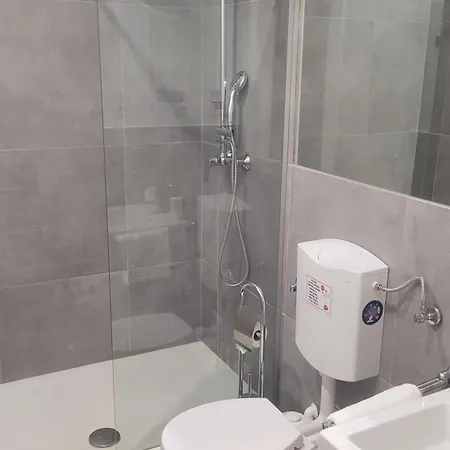 Binder-home Stylish Budapest/parliament * Budapest