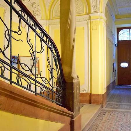 Binder-home Stylish Budapest/parliament Apartment