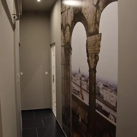 Binder-home Stylish Budapest/parliament Apartment *